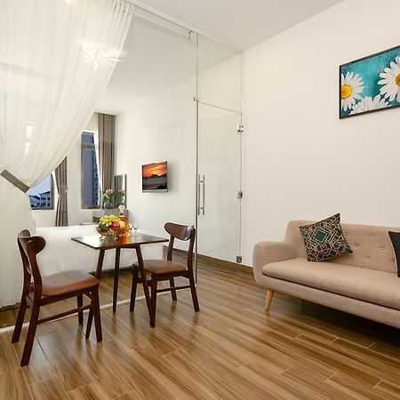 Van Apartment Дананг Экстерьер фото